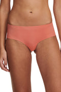 georgia-shorty-122901-0.jpg
