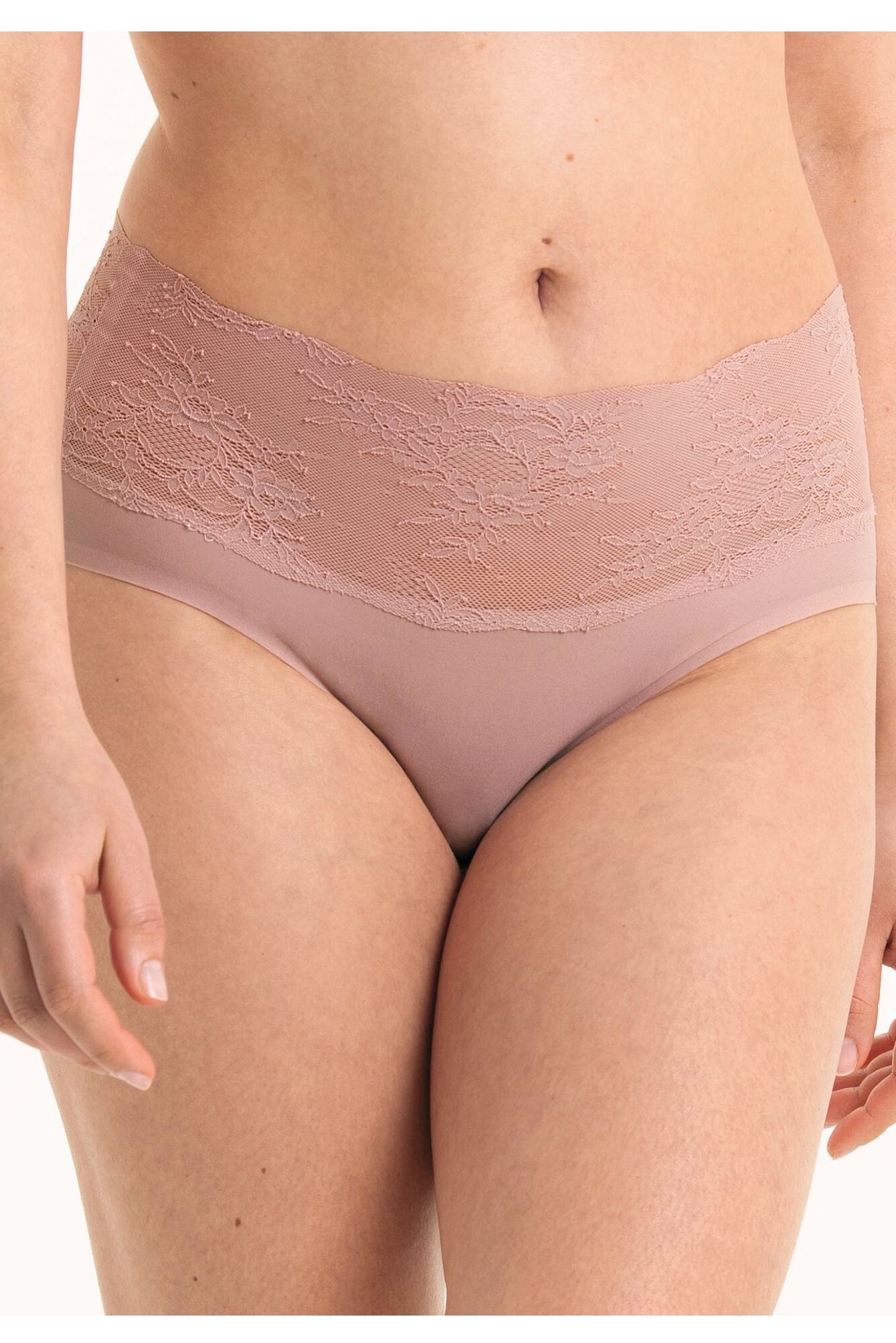 high-waist-132633-0.jpg