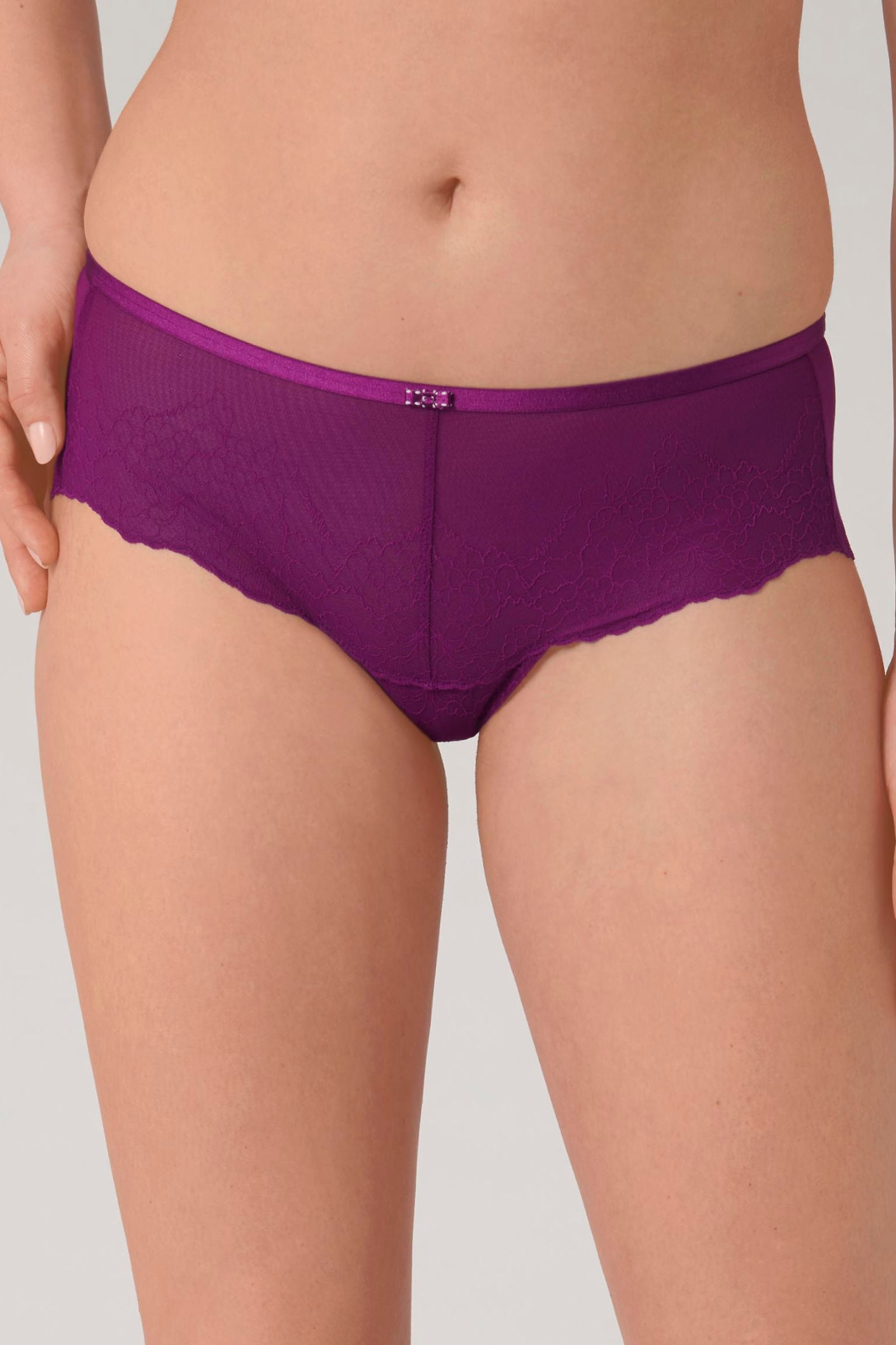 hipster-mirage-spotlight-farbe-crush-berry-120123-0.jpg