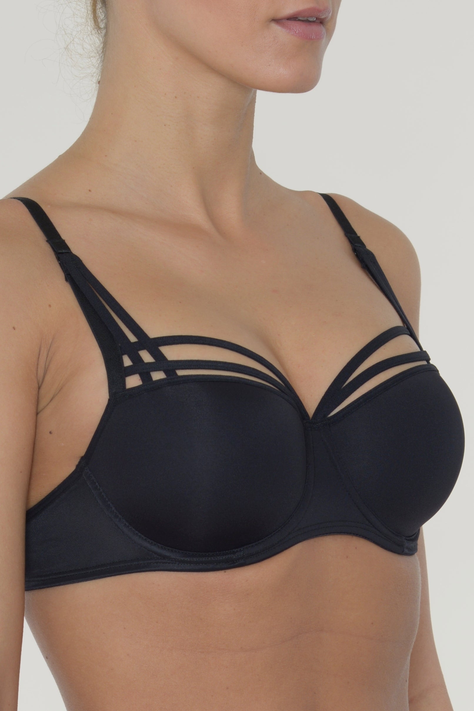 schalen-bh-dame-de-paris-farbe-schwarz-46348-0.jpg