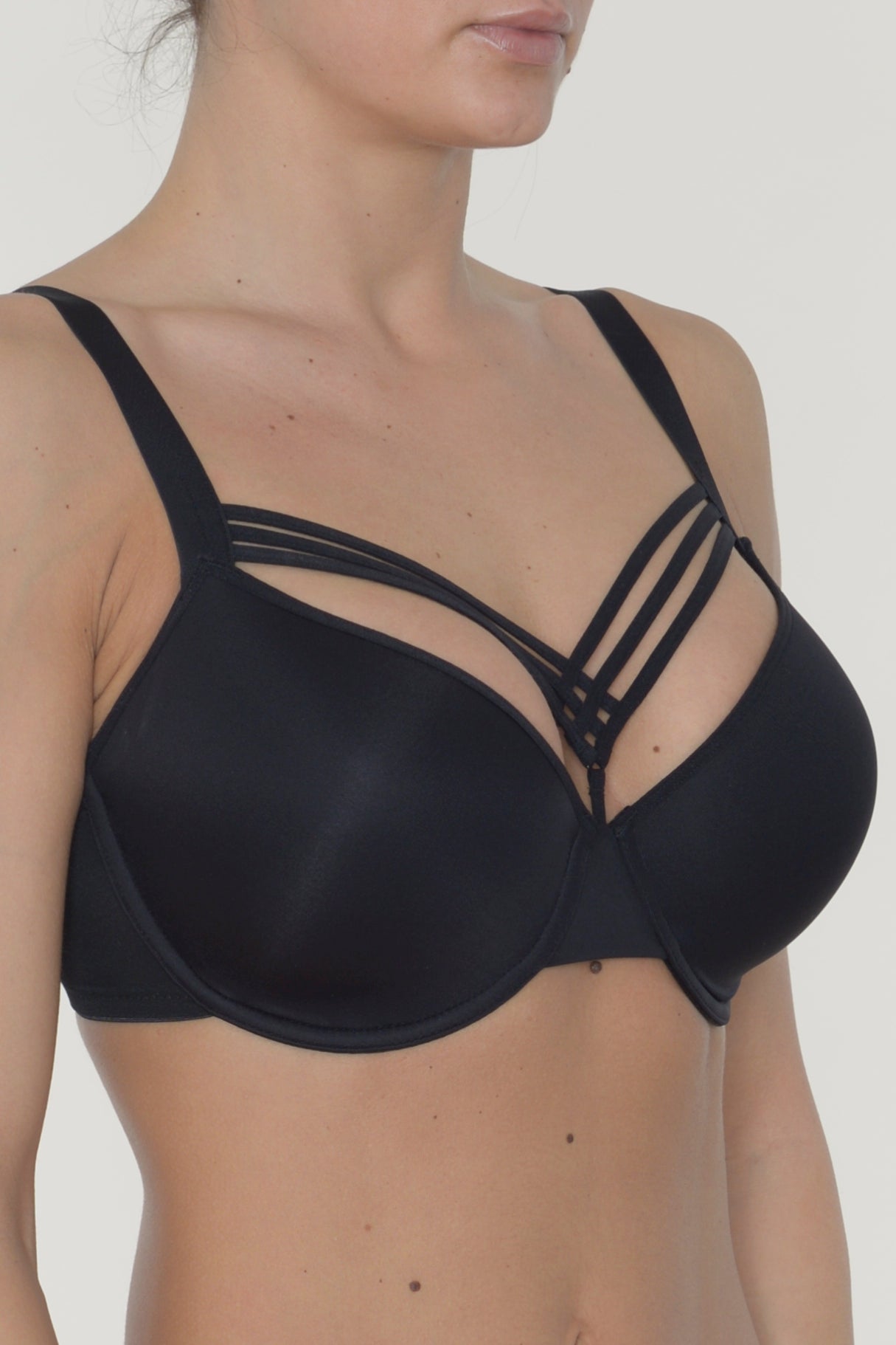 schalen-bh-dame-de-paris-farbe-schwarz-46351-0.jpg