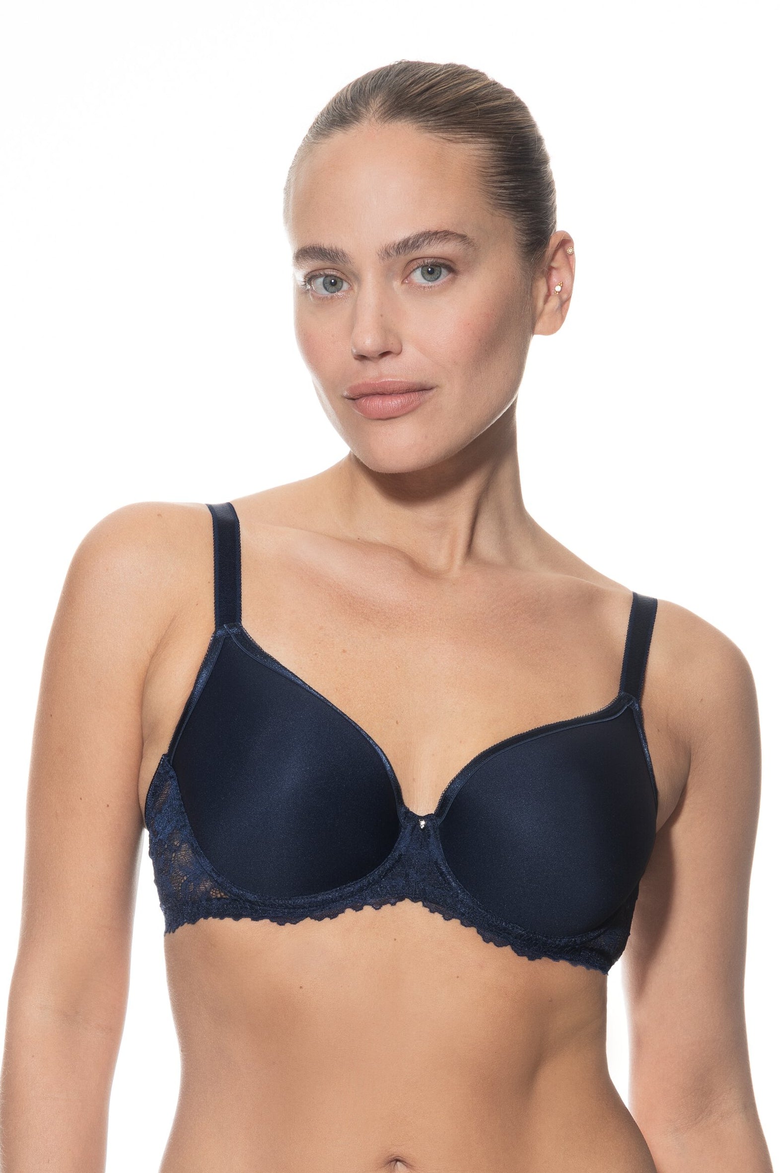spacer-bh-luxurious-farbe-night-blue-105330-0.jpg