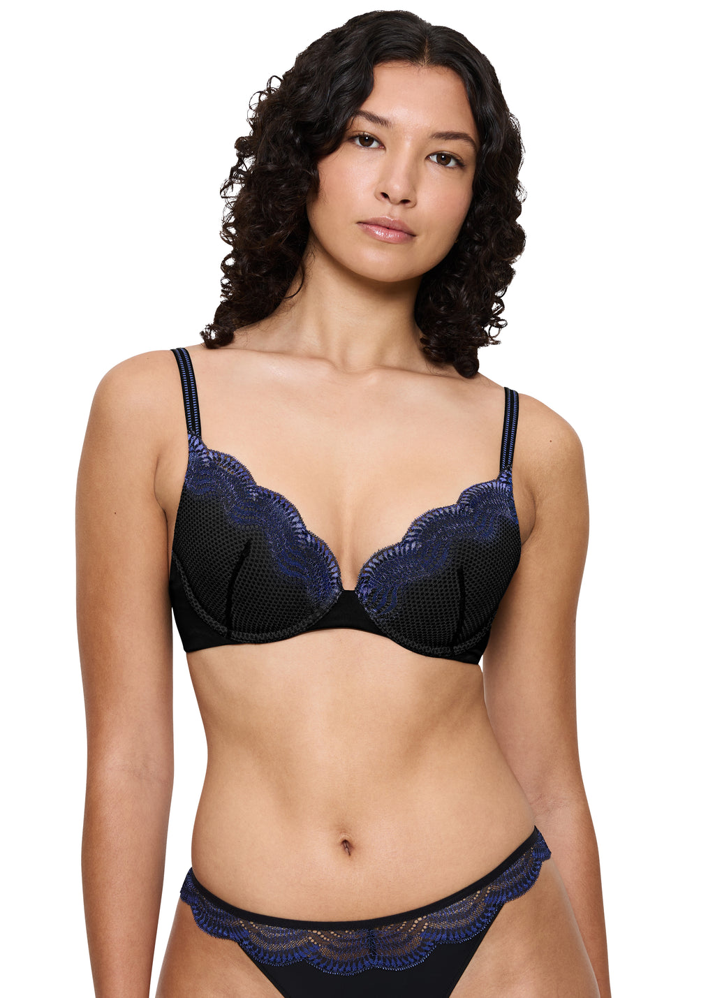 triumph-comfort-glam-whu-135317-0.jpg