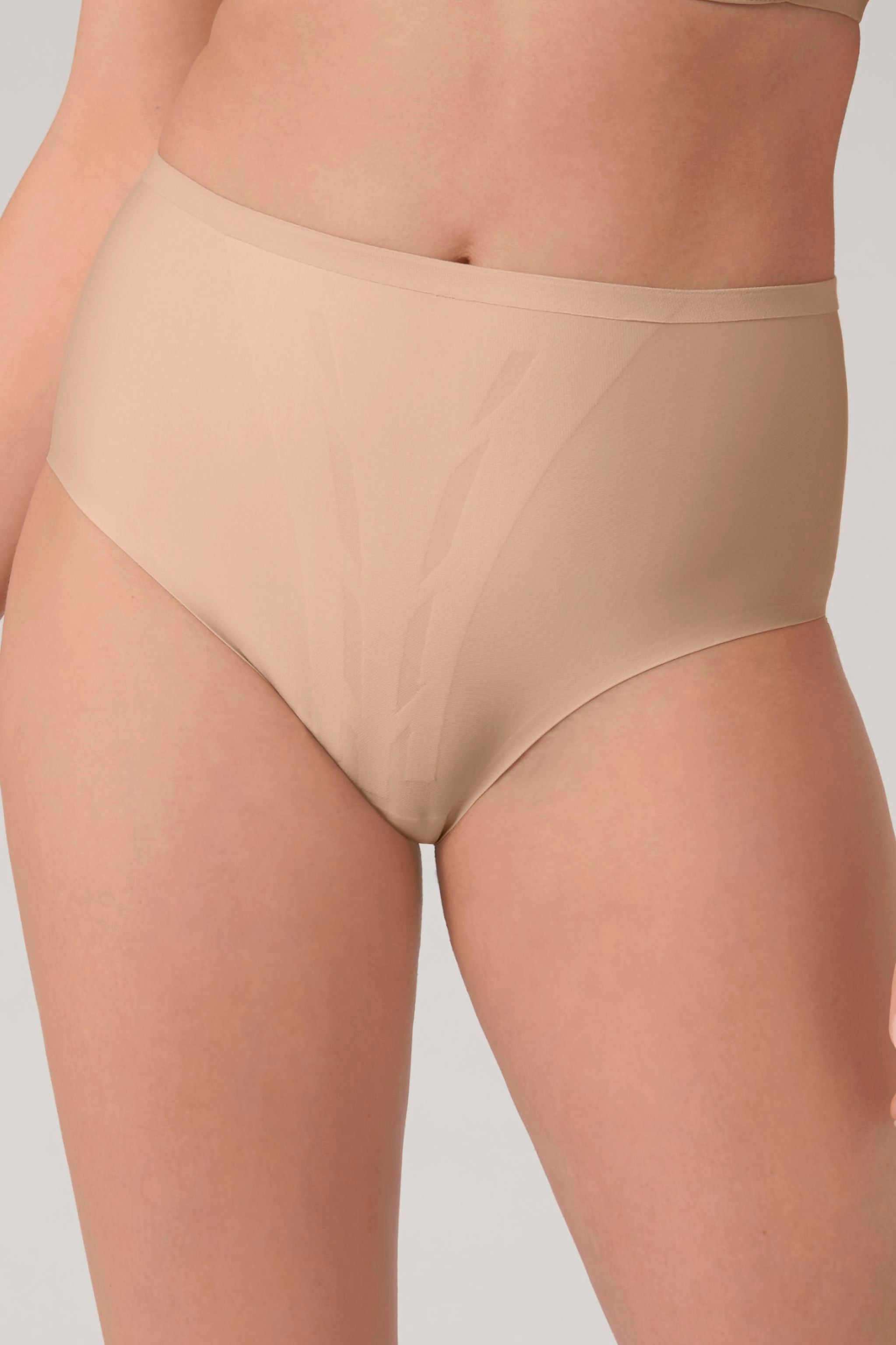 triumph-shape-smart-maxi-121403-0.jpg