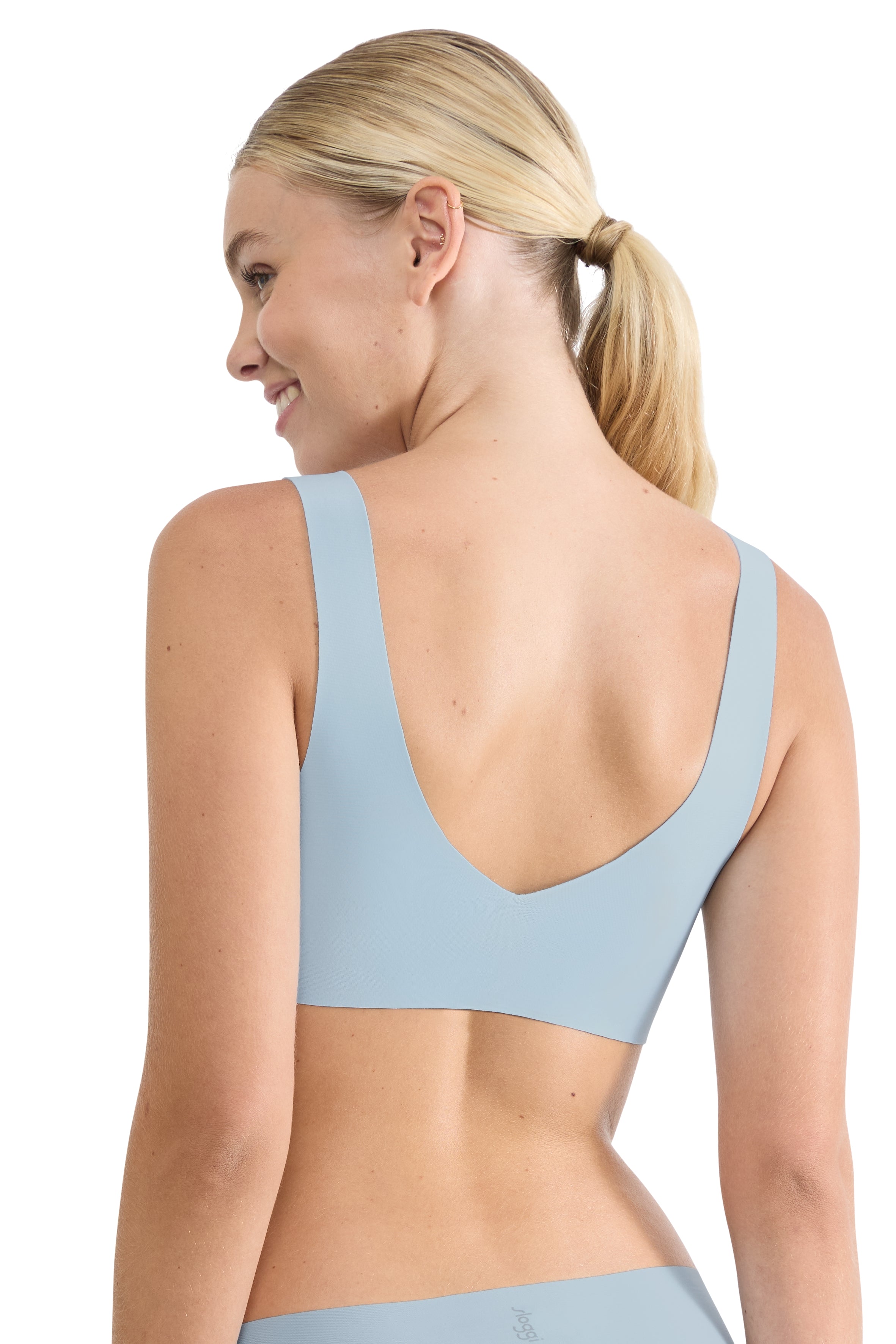 bralette-zero-feel-20-farbe-light-blue-136931-1.jpg