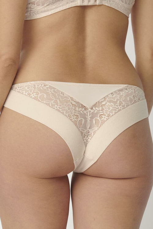 brazilian-slip-vivid-spotlight-farbe-cameo-beige-120621-1.jpg