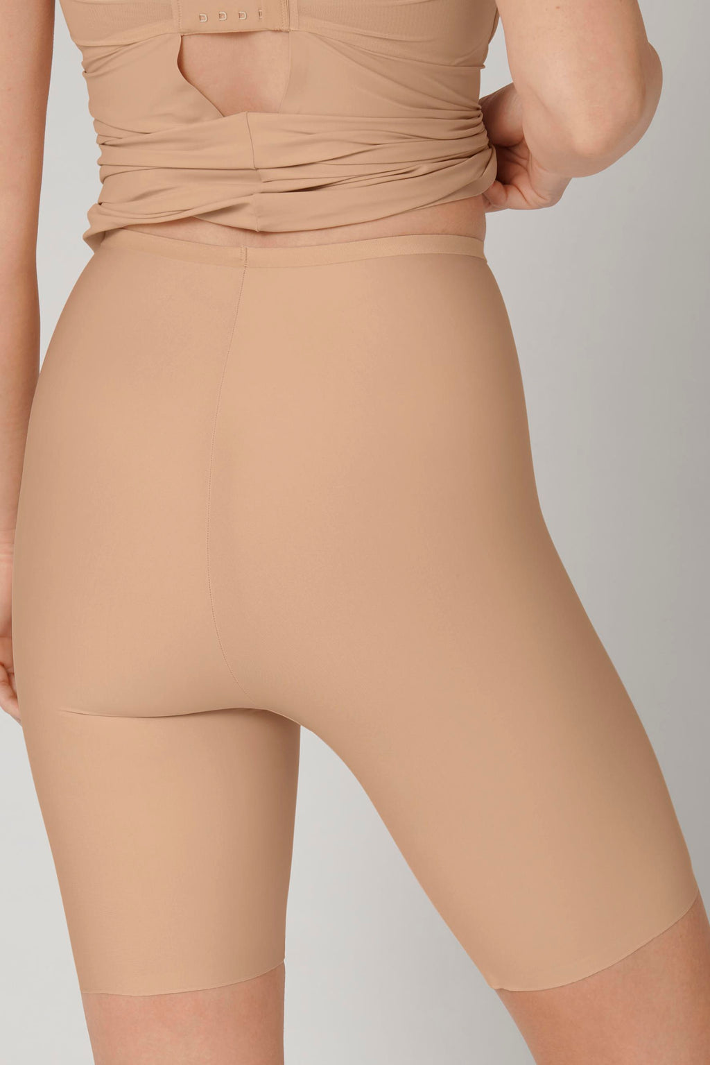 triumph-shape-smart-panty-l-121398-1.jpg