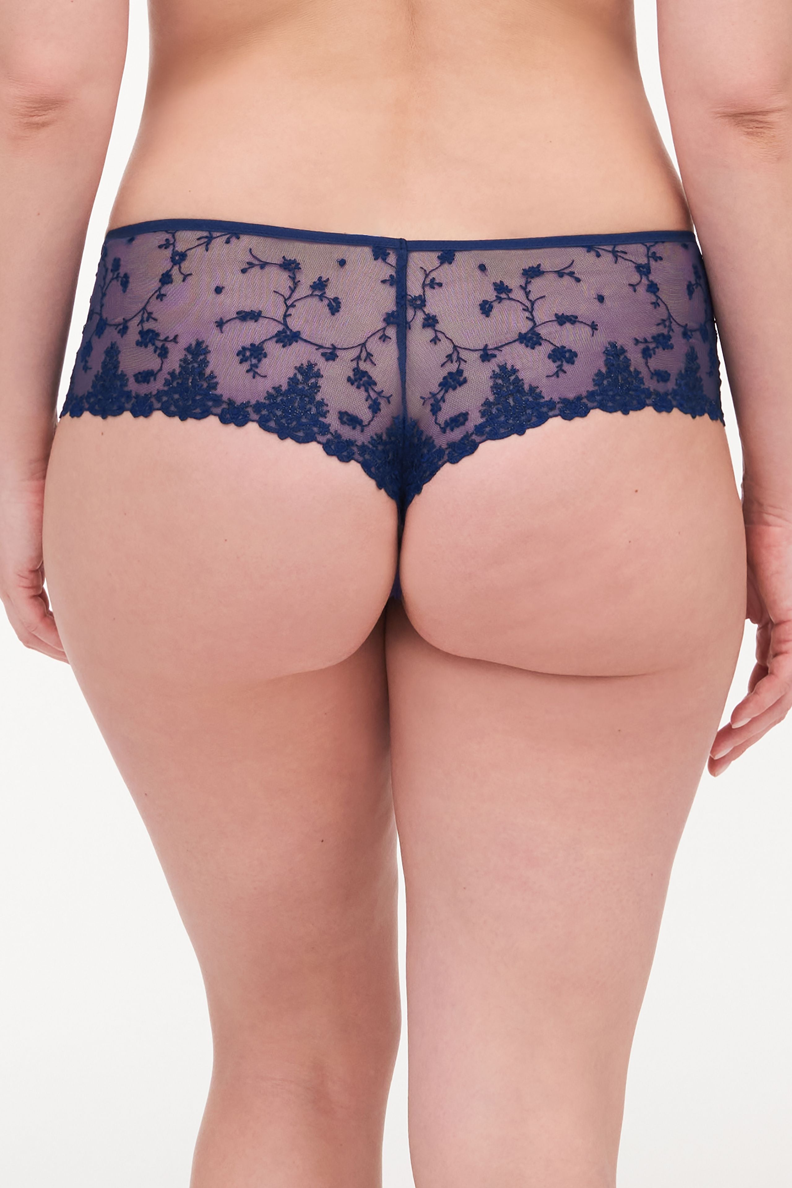 white-nights-shorty-122173-1.jpg