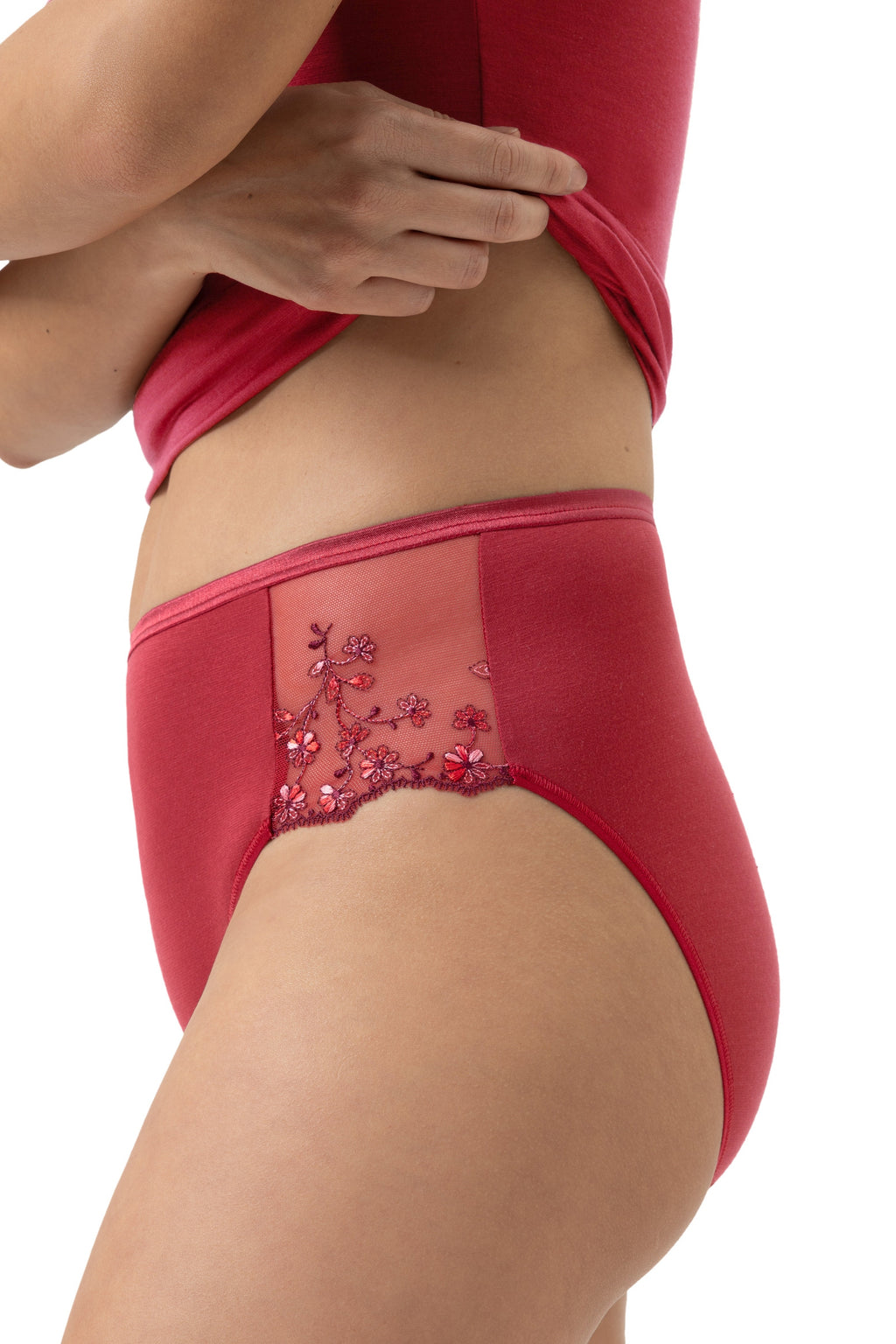 american-pants-delighted-farbe-gala-red-135508-2.jpg
