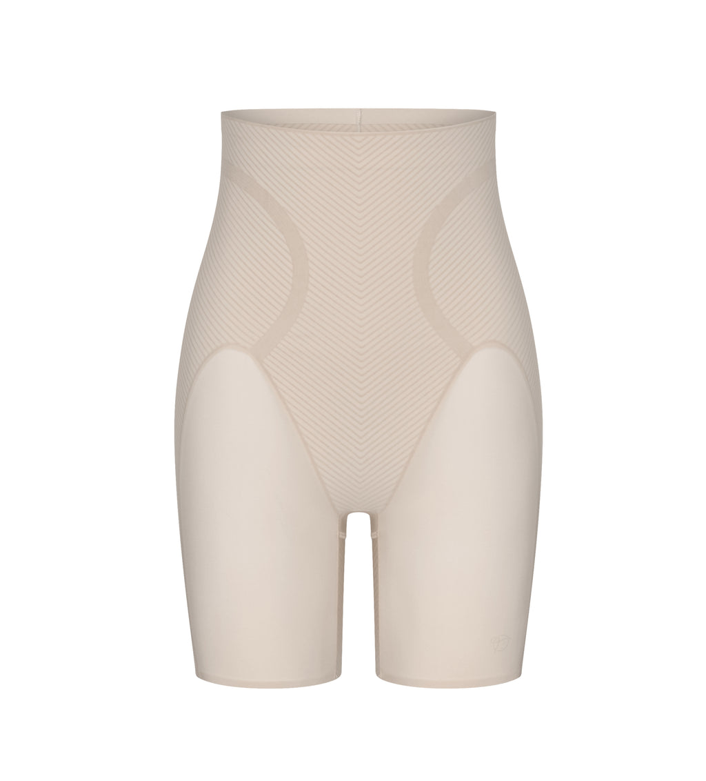 bmu-illusion-curve-super-hw-mid-thi-135232-2.jpg
