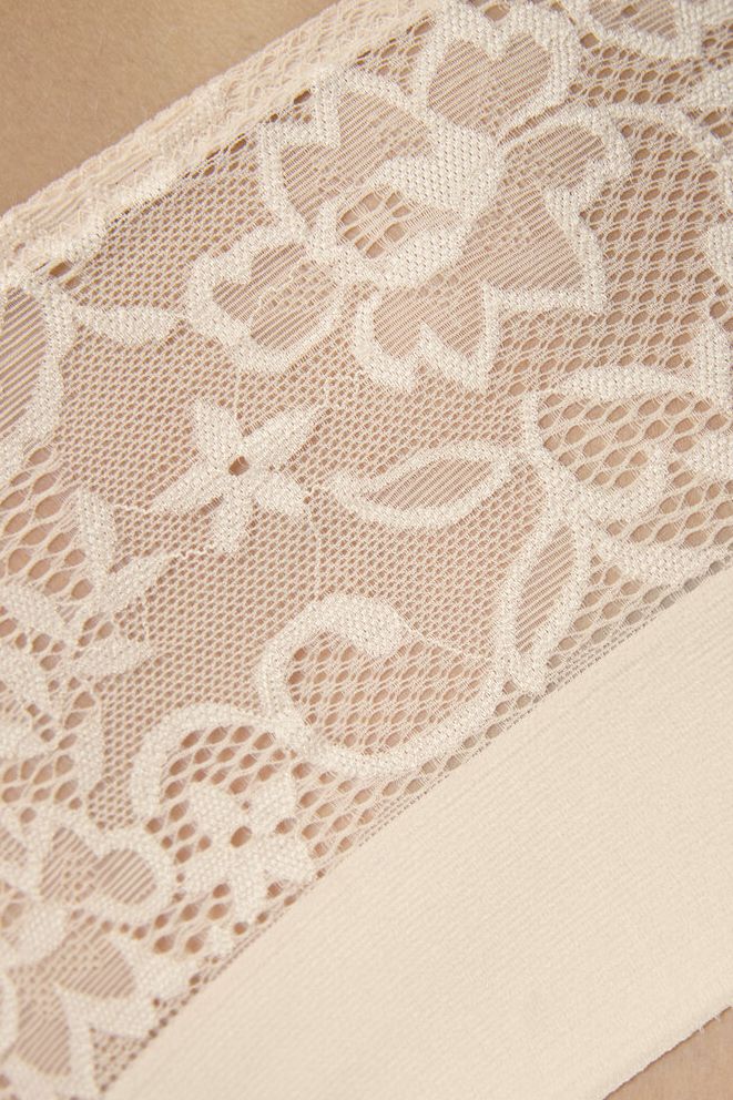 maxi-vivid-spotlight-farbe-cameo-beige-120622-2.jpg