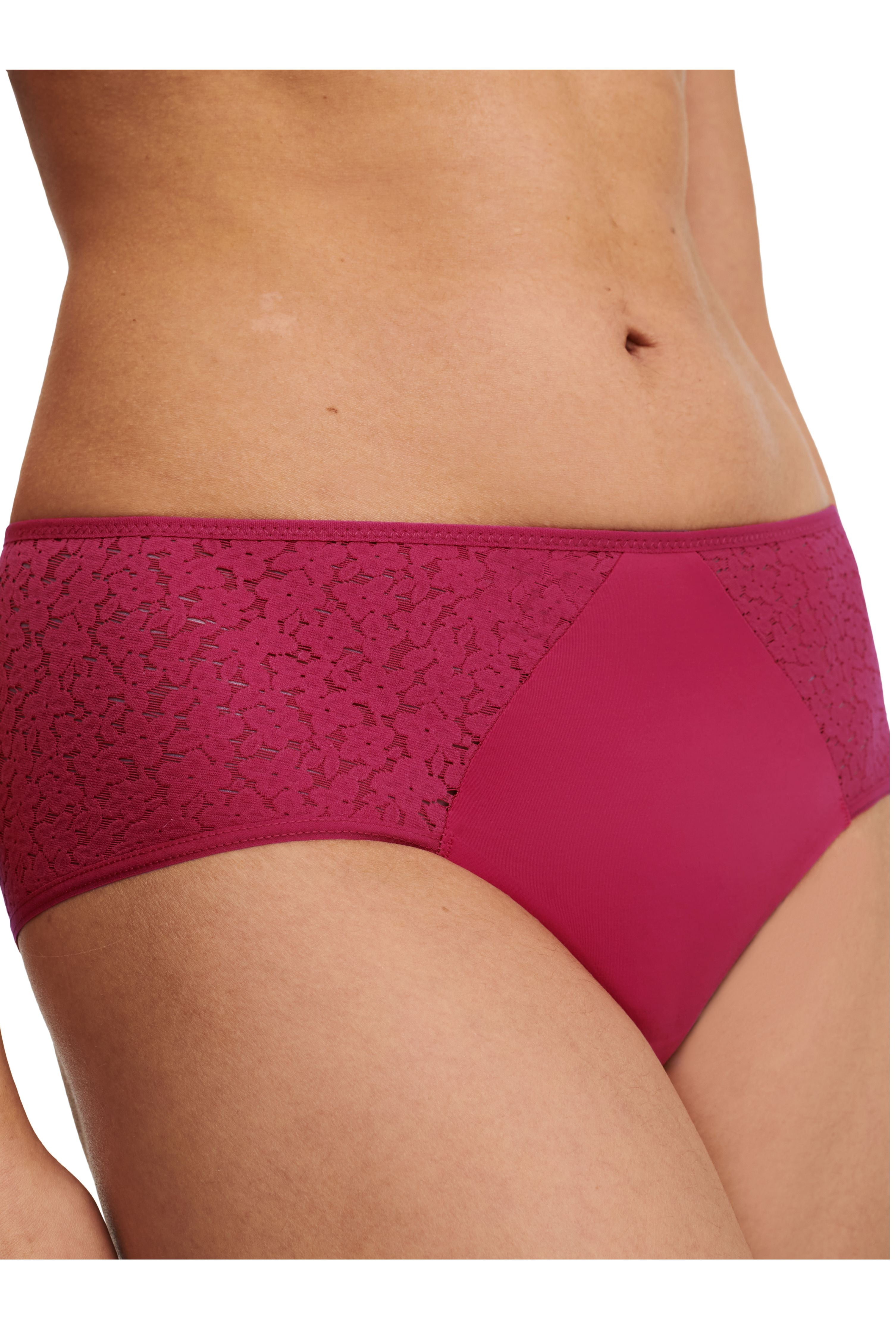 norah-shorty-125885-2.jpg