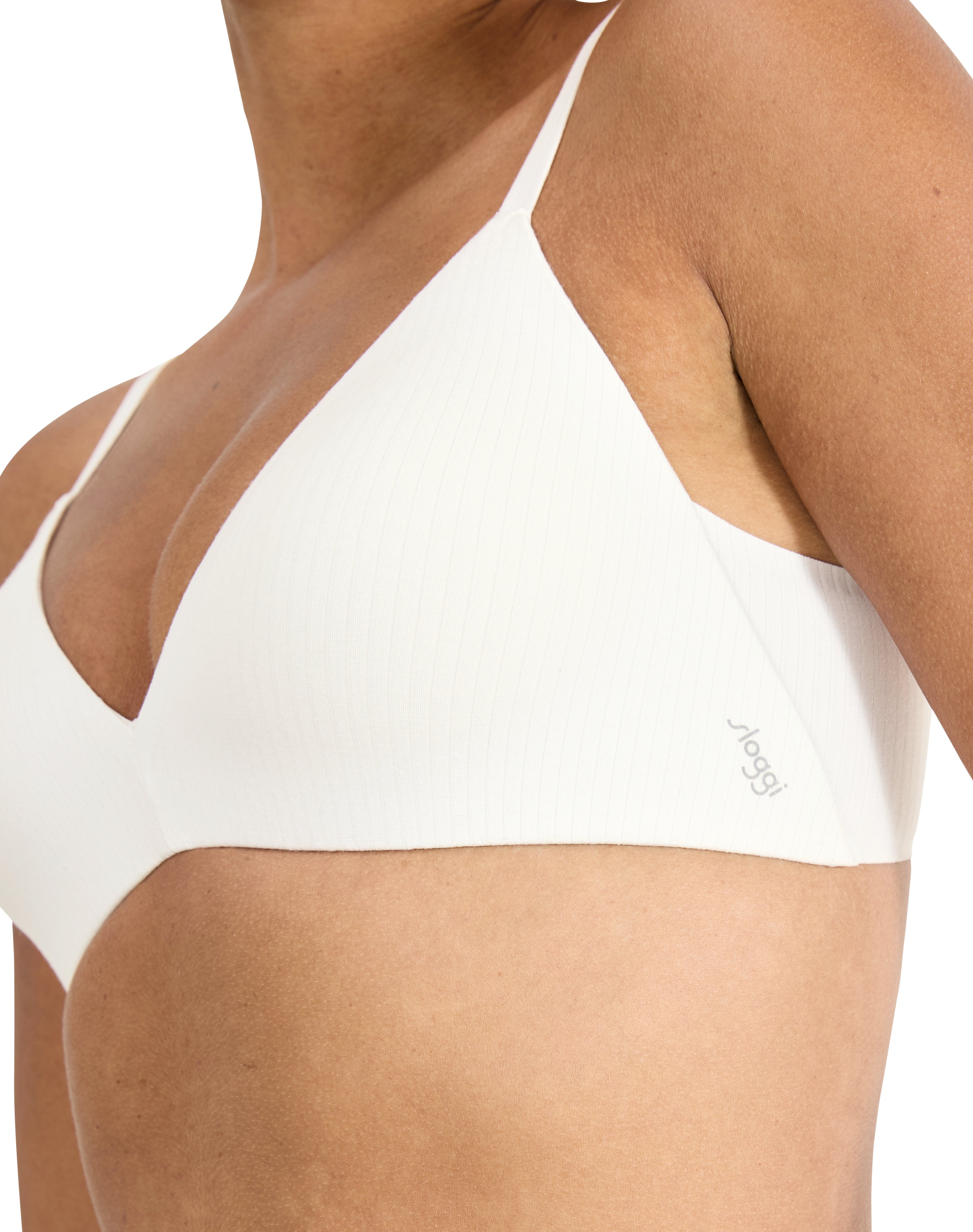 push-up-bh-zero-feel-pure-farbe-silk-white-136833-2.jpg