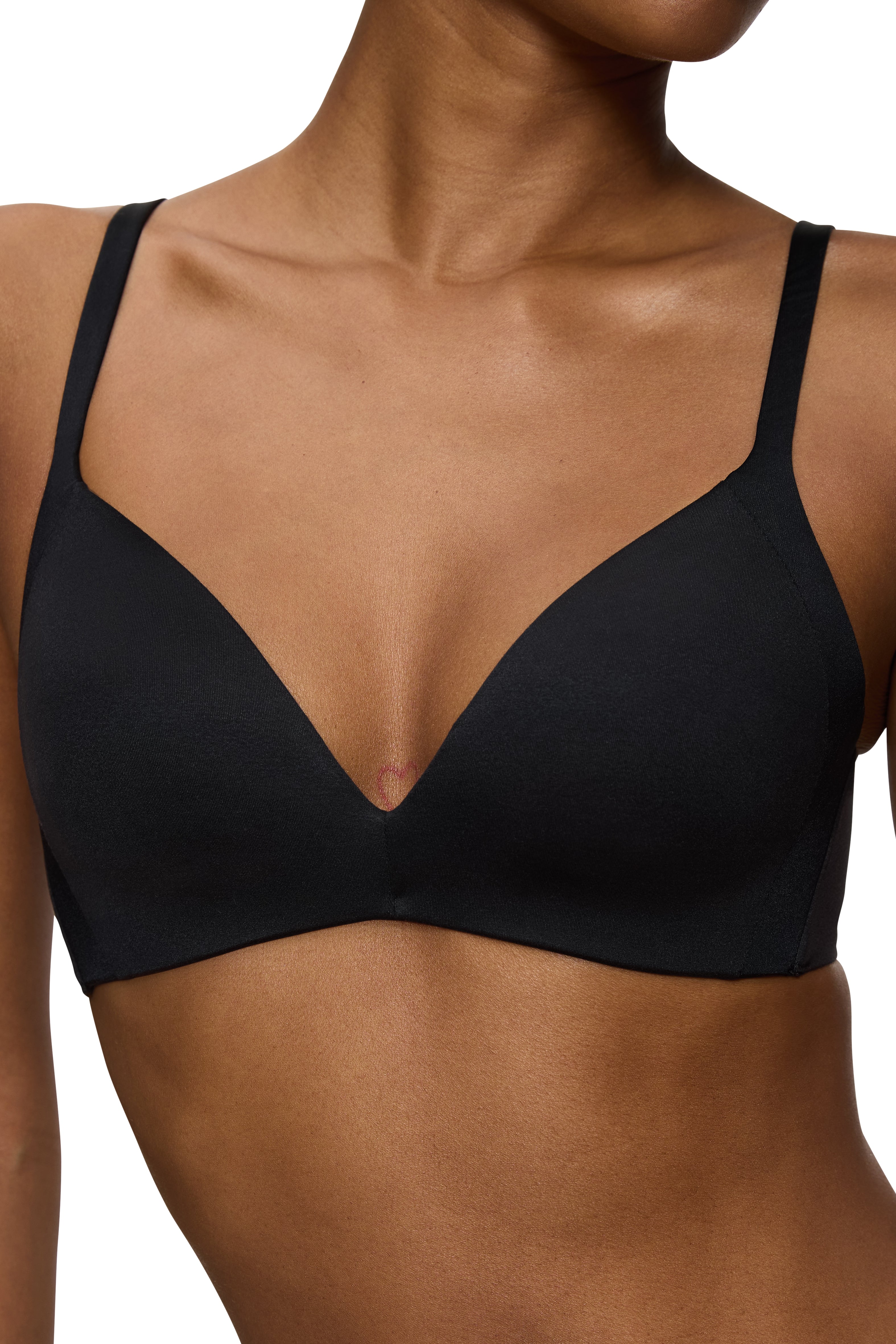 schalen-bh-ohne-b-gel-body-make-up-soft-touch-p-farbe-schwarz-83492-3.jpg
