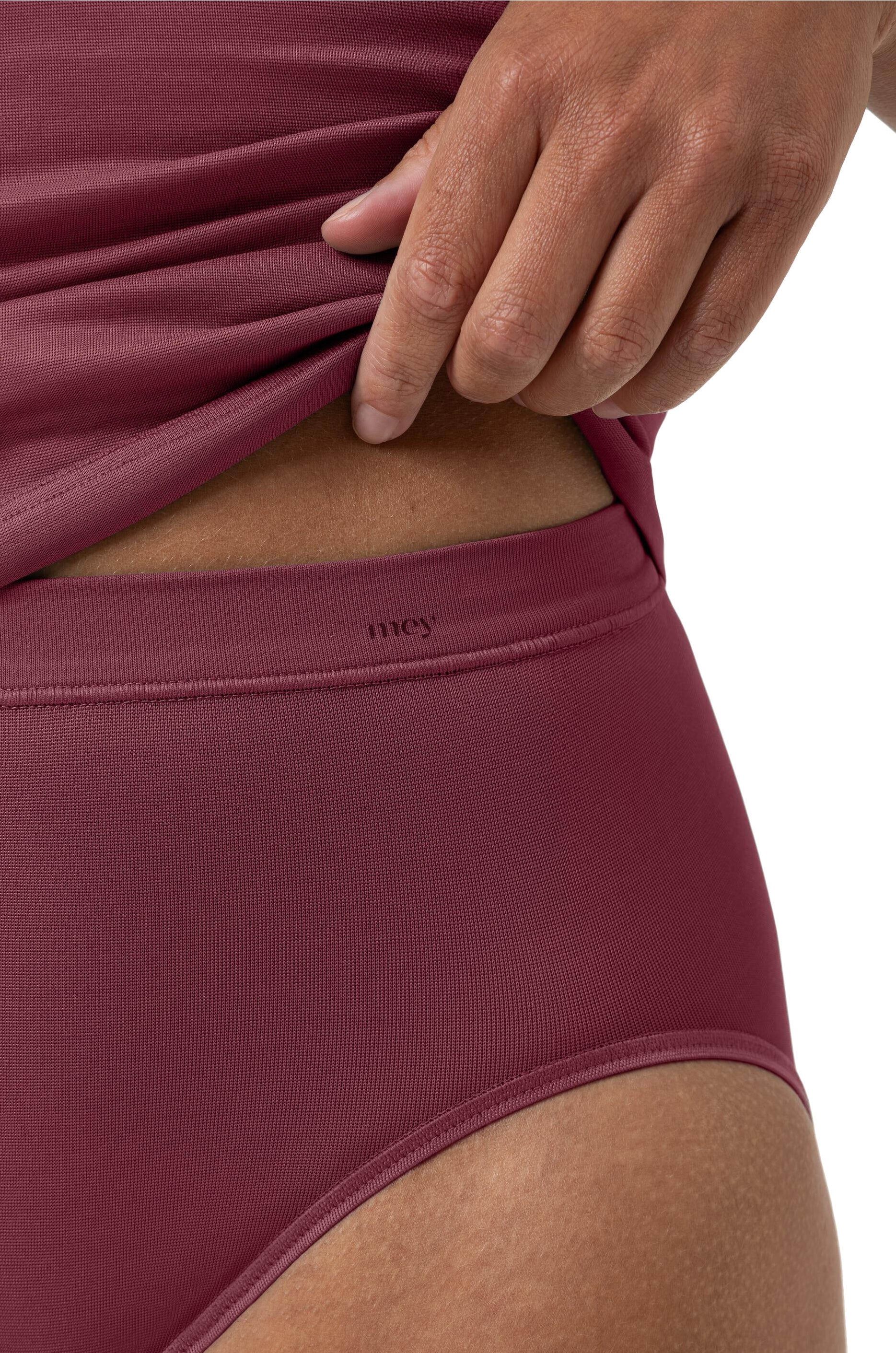 Taillenslip+Emotion+Farbe Boysenberry