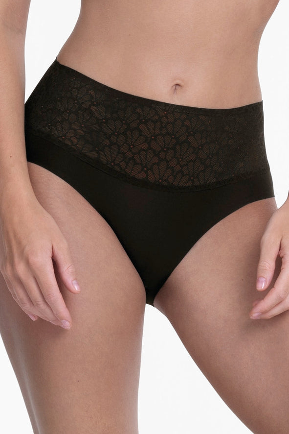 High Waist Panty+Essential Lace+Farbe Schwarz